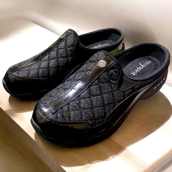 Easy Spirit TravelTime Sneaker Clog/Mule Slip-On Women’s Size 5 Gothic Academia - Picture 1 of 10